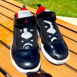 Air Jordan shoes. Youth Sz 3